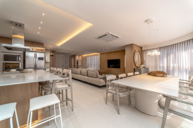 Imagem Apartamento com 4 Quartos à Venda, 237 m² em Centro - Balneário Camboriú Imagem Apartamento com 4 Quartos à Venda, 237 m² em Centro - Balneário Camboriú