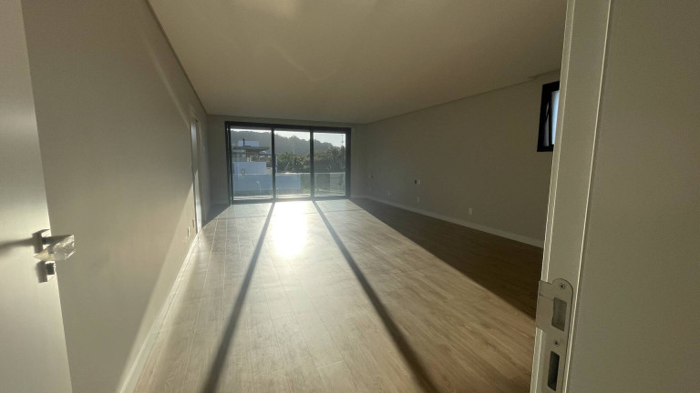 Casa com 6 Quartos à Venda, 1.000 m² em Jurerê Internacional - Florianópolis