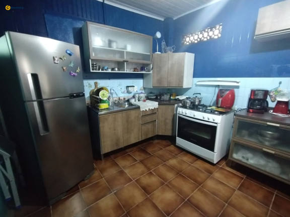 Imagem Casa com 4 Quartos à Venda, 324 m² em Balneário - Florianópolis Imagem Casa com 4 Quartos à Venda, 324 m² em Balneário - Florianópolis