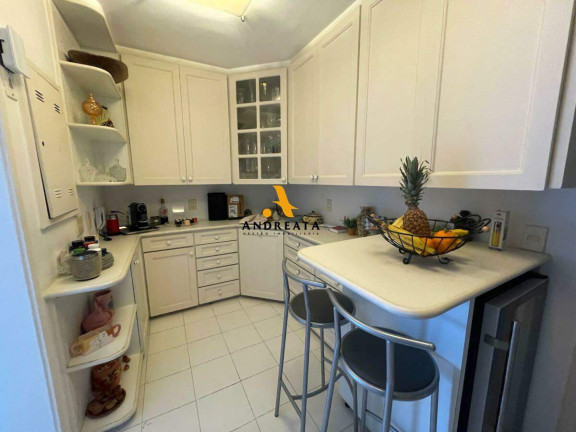 Imagem Apartamento com 4 Quartos à Venda, 235 m² em Lagoa - Rio De Janeiro Imagem Apartamento com 4 Quartos à Venda, 235 m² em Lagoa - Rio De Janeiro