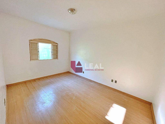 Imagem Casa com 3 Quartos à Venda, 223 m² em Nossa Senhora Do Pilar - Pouso Alegre Imagem Casa com 3 Quartos à Venda, 223 m² em Nossa Senhora Do Pilar - Pouso Alegre