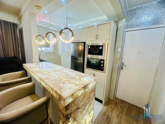 Imagem Apartamento com 2 Quartos à Venda, 79 m² em Centro - Balneário Camboriú