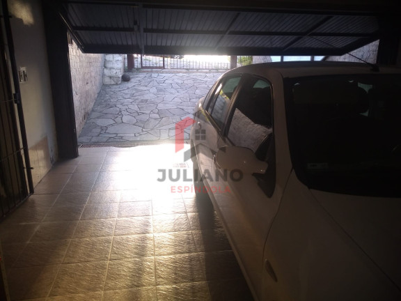 Imagem Casa com 4 Quartos à Venda, 308 m² em Chácara Das Pedras - Porto Alegre Imagem Casa com 4 Quartos à Venda, 308 m² em Chácara Das Pedras - Porto Alegre
