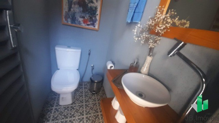 Imagem Casa com 3 Quartos à Venda, 180 m² em Cândida Câmara - Montes Claros Imagem Casa com 3 Quartos à Venda, 180 m² em Cândida Câmara - Montes Claros