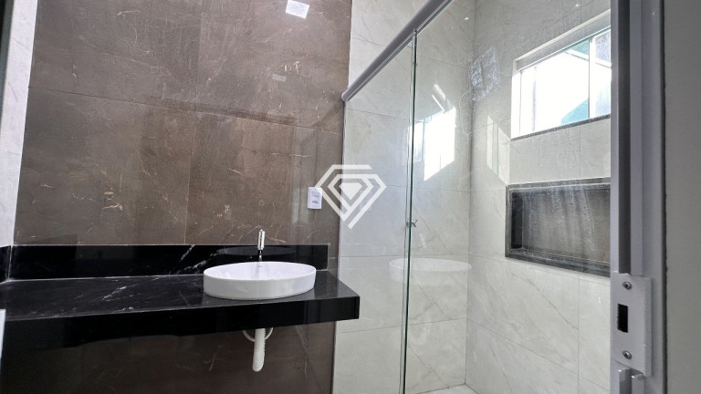 Imagem Casa com 4 Quartos à Venda, 180 m² em Plano Diretor Sul - Palmas Imagem Casa com 4 Quartos à Venda, 180 m² em Plano Diretor Sul - Palmas