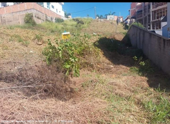 Imagem Terreno à Venda, 360 m² em Santa Maria - Poços De Caldas Imagem Terreno à Venda, 360 m² em Santa Maria - Poços De Caldas