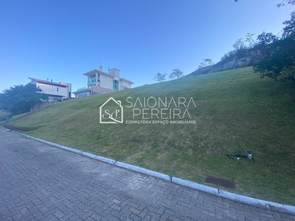 Imagem Terreno à Venda, 720 m² em Trindade - Florianópolis Imagem Terreno à Venda, 720 m² em Trindade - Florianópolis