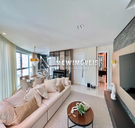 Imagem Apartamento com 4 Quartos à Venda, 132 m² em Centro - Balneário Camboriú Imagem Apartamento com 4 Quartos à Venda, 132 m² em Centro - Balneário Camboriú