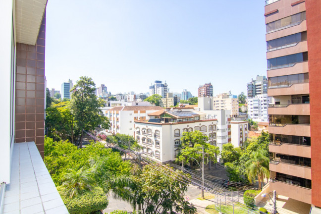 Imagem Imóvel com 2 Quartos à Venda, 71 m² em Higienópolis - Porto Alegre Imagem Imóvel com 2 Quartos à Venda, 71 m² em Higienópolis - Porto Alegre
