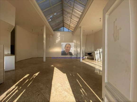 Imagem Casa com 5 Quartos à Venda, 740 m² em Chácara Dos Junqueiras - Carapicuíba Imagem Casa com 5 Quartos à Venda, 740 m² em Chácara Dos Junqueiras - Carapicuíba