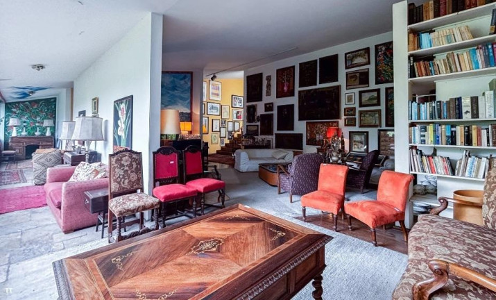Imagem Casa com 3 Quartos à Venda, 307 m² em Pacaembu - São Paulo Imagem Casa com 3 Quartos à Venda, 307 m² em Pacaembu - São Paulo