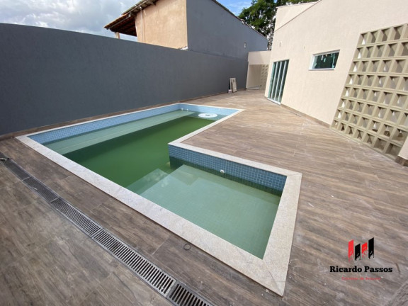 Imagem Casa de Condomínio com 3 Quartos à Venda, 1.000 m² em Região Dos Lagos (sobradinho) - Brasília