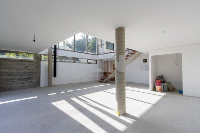 Imagem Imóvel com 3 Quartos à Venda, 427 m² em Vila Conceição - Porto Alegre