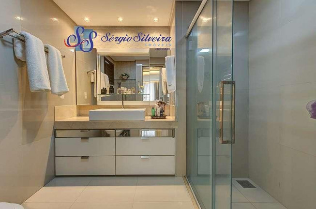 Imagem Casa com 3 Quartos à Venda, 316 m² em Centro - Eusébio Imagem Casa com 3 Quartos à Venda, 316 m² em Centro - Eusébio
