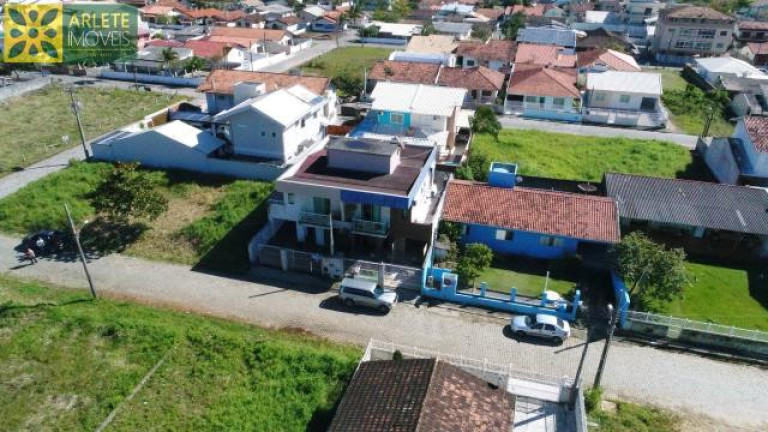 Imagem Casa com 3 Quartos à Venda, 210 m² em Balneário Perequê - Porto Belo