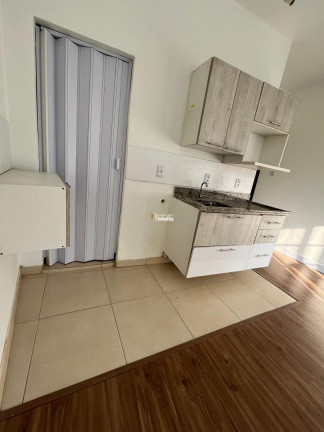 Imagem Imóvel com 1 Quarto à Venda, 32 m² em Centro Historico - Porto Alegre Imagem Imóvel com 1 Quarto à Venda, 32 m² em Centro Historico - Porto Alegre