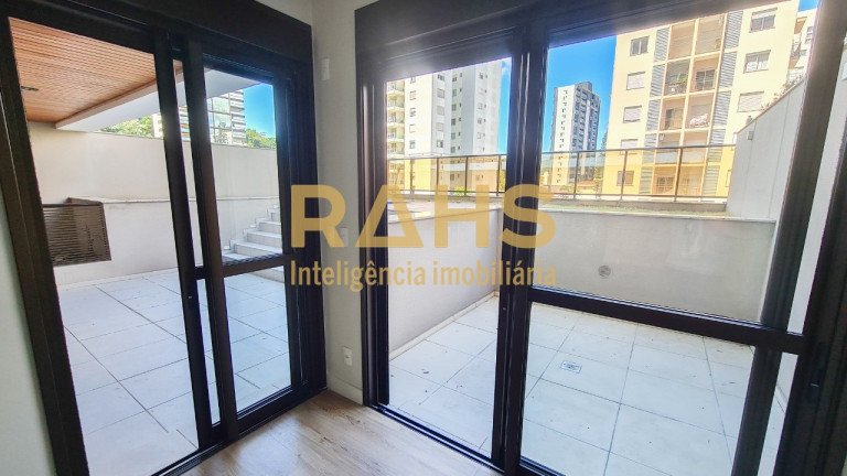 Imagem Apartamento com 3 Quartos à Venda, 265 m² em Atiradores - Joinville
