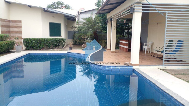 Imagem Casa com 6 Quartos à Venda, 300 m² em Adrianópolis - Manaus Imagem Casa com 6 Quartos à Venda, 300 m² em Adrianópolis - Manaus