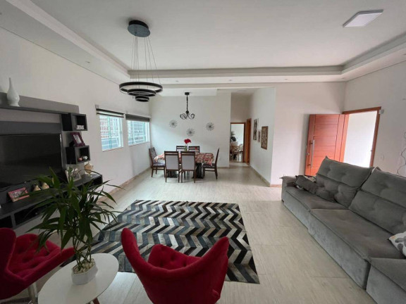 Imagem Casa com 1 Quarto à Venda, 375 m² em Centro - Barra Velha Imagem Casa com 1 Quarto à Venda, 375 m² em Centro - Barra Velha