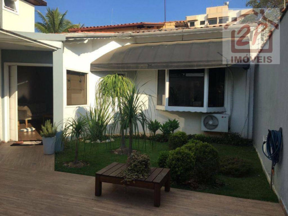 Imagem Casa com 3 Quartos à Venda, 230 m² em Centro - Caçapava Imagem Casa com 3 Quartos à Venda, 230 m² em Centro - Caçapava