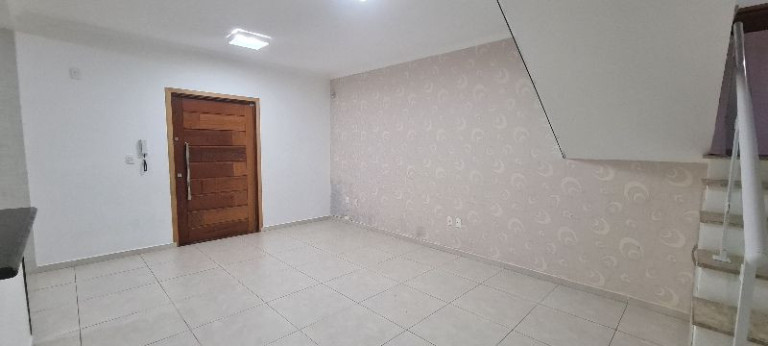 Imagem Sobrado com 3 Quartos à Venda, em Anhangabaú - Jundiaí Imagem Sobrado com 3 Quartos à Venda, em Anhangabaú - Jundiaí