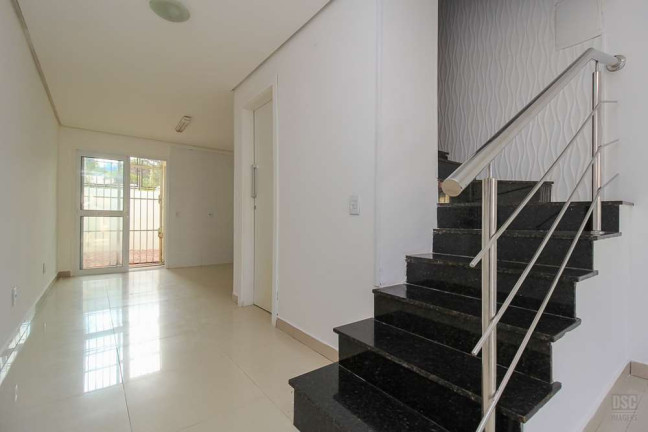 Imagem Casa com 2 Quartos à Venda, 87 m² em Hípica - Porto Alegre Imagem Casa com 2 Quartos à Venda, 87 m² em Hípica - Porto Alegre