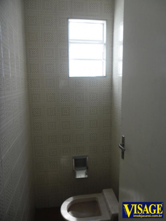 Imagem Casa com 3 Quartos à Venda, em Centro - Jacareí Imagem Casa com 3 Quartos à Venda, em Centro - Jacareí