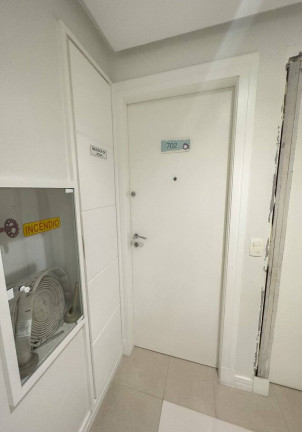 Imagem Apartamento com 3 Quartos à Venda, 241 m² em Centro - Balneário Camboriú Imagem Apartamento com 3 Quartos à Venda, 241 m² em Centro - Balneário Camboriú