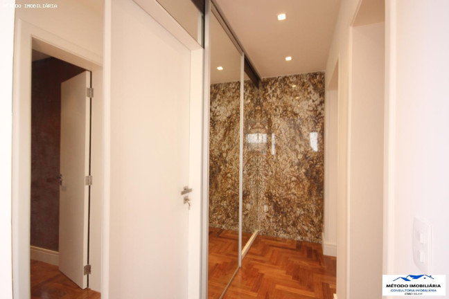 Imagem Imóvel com 3 Quartos à Venda, 314 m² em Moema - São Paulo Imagem Imóvel com 3 Quartos à Venda, 314 m² em Moema - São Paulo