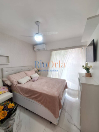 Imagem Apartamento com 4 Quartos à Venda, 145 m² em Barra Da Tijuca - Rio De Janeiro