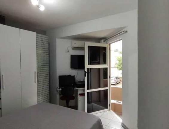 Imagem Imóvel com 2 Quartos à Venda, 60 m² em Ariribá - Balneário Camboriú