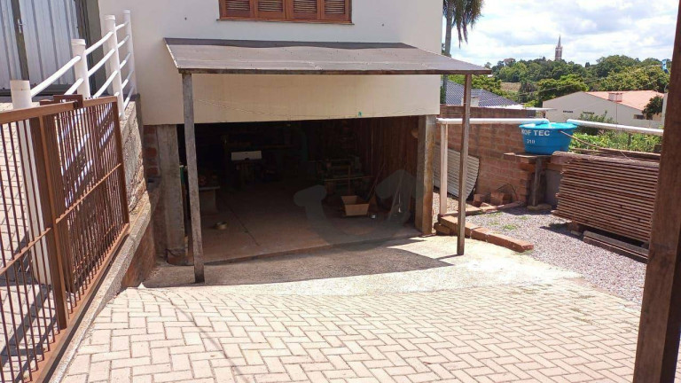Imagem Casa com 2 Quartos à Venda, 215 m² em Linha Santa Cruz - Santa Cruz Do Sul Imagem Casa com 2 Quartos à Venda, 215 m² em Linha Santa Cruz - Santa Cruz Do Sul