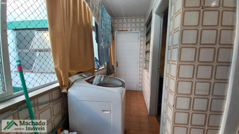 Imagem Apartamento com 3 Quartos à Venda, 128 m² em Centro - Santa Maria Imagem Apartamento com 3 Quartos à Venda, 128 m² em Centro - Santa Maria