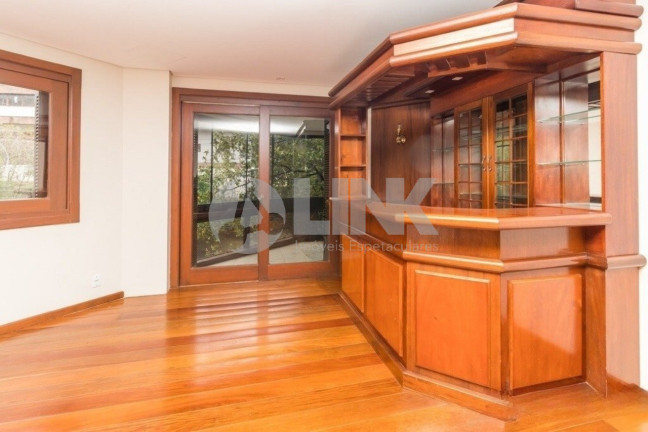 Imagem Imóvel com 4 Quartos à Venda, 360 m² em Bela Vista - Porto Alegre Imagem Imóvel com 4 Quartos à Venda, 360 m² em Bela Vista - Porto Alegre