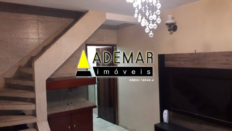 Imagem Casa com 3 Quartos à Venda, 150 m² em Centro - Diadema