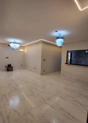 Imagem Casa com 4 Quartos à Venda, em Caiçara - Praia Grande Imagem Casa com 4 Quartos à Venda, em Caiçara - Praia Grande