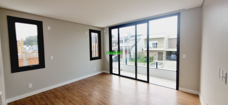 Imagem Casa com 3 Quartos à Venda, 255 m² em Camobi - Santa Maria Imagem Casa com 3 Quartos à Venda, 255 m² em Camobi - Santa Maria
