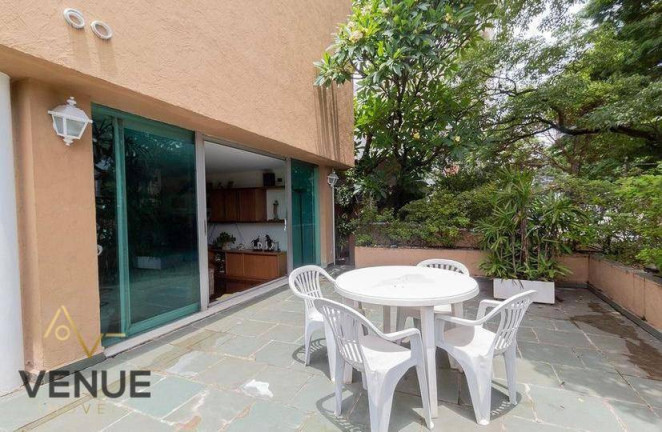 Imagem Sobrado com 3 Quartos à Venda, 346 m² em Sumaré - São Paulo Imagem Sobrado com 3 Quartos à Venda, 346 m² em Sumaré - São Paulo