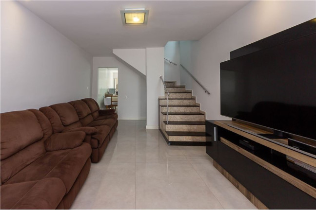 Casa com 2 Quartos à Venda,  em Vila Zelina - São Paulo