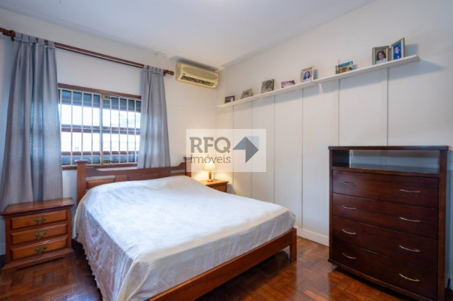 Imagem Casa com 3 Quartos à Venda, 375 m² em Planalto Paulista - São Paulo