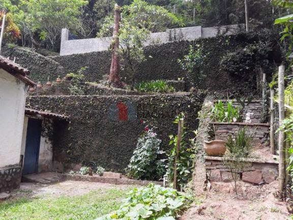 Imagem Casa com 2 Quartos à Venda, 1.000 m² em Colônia Alpina - Teresópolis