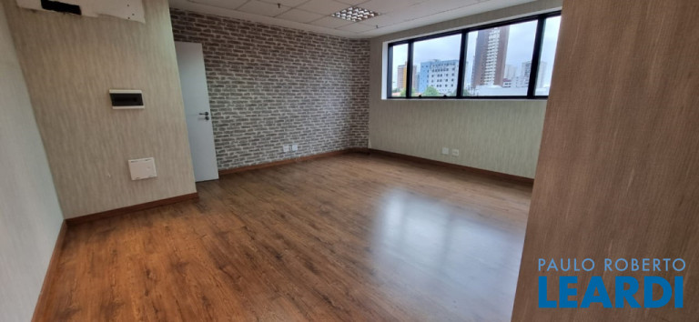 Imagem Sala Comercial à Venda, 33 m² em Jardim - Santo André Imagem Sala Comercial à Venda, 33 m² em Jardim - Santo André