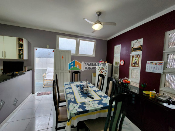 Casa com 4 Quartos à Venda, 435 m² em São Francisco - Manaus