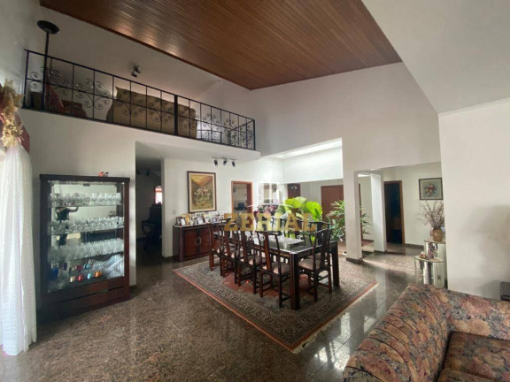 Imagem Casa com 5 Quartos à Venda, 400 m² em Jardim São Caetano - São Caetano Do Sul Imagem Casa com 5 Quartos à Venda, 400 m² em Jardim São Caetano - São Caetano Do Sul