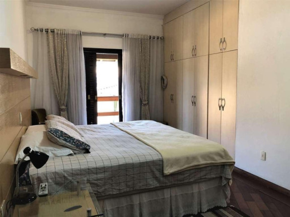 Imagem Casa com 4 Quartos à Venda, 450 m² em Gramado - Cotia Imagem Casa com 4 Quartos à Venda, 450 m² em Gramado - Cotia