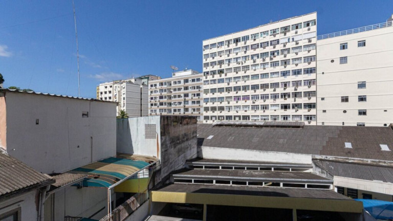 Imagem Imóvel com 1 Quarto à Venda, 40 m² em Catete - Rio De Janeiro Imagem Imóvel com 1 Quarto à Venda, 40 m² em Catete - Rio De Janeiro