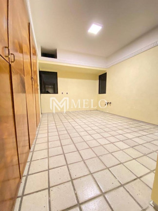 Imagem Apartamento com 4 Quartos à Venda, 201 m² em Espinheiro - Recife