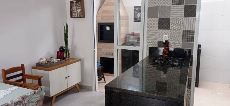 Imagem Casa com 2 Quartos à Venda, 102 m² em Massaguaçu - Caraguatatuba