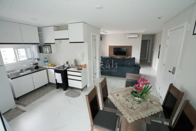Imagem Apartamento com 2 Quartos à Venda, 135 m² em Meia Praia - Itapema