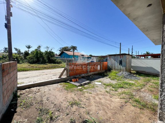 Imagem Casa com 3 Quartos à Venda, 100 m² em Centro - Balneário Barra Do Sul Imagem Casa com 3 Quartos à Venda, 100 m² em Centro - Balneário Barra Do Sul